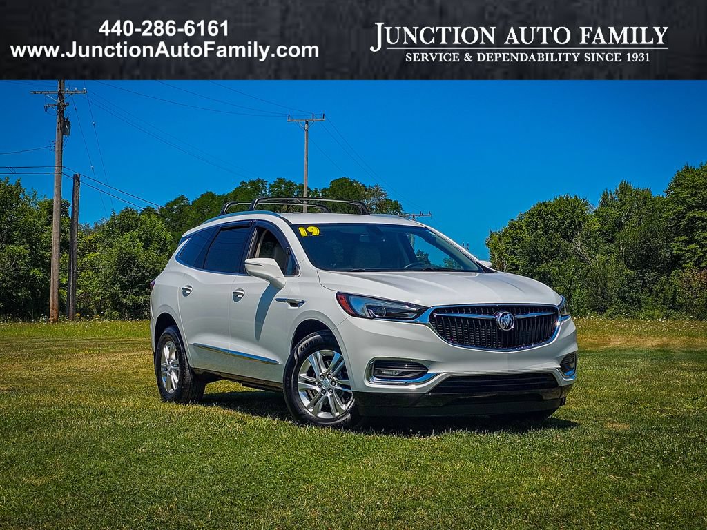 Used 2019 Buick Enclave Essence AWD/4WD image 1