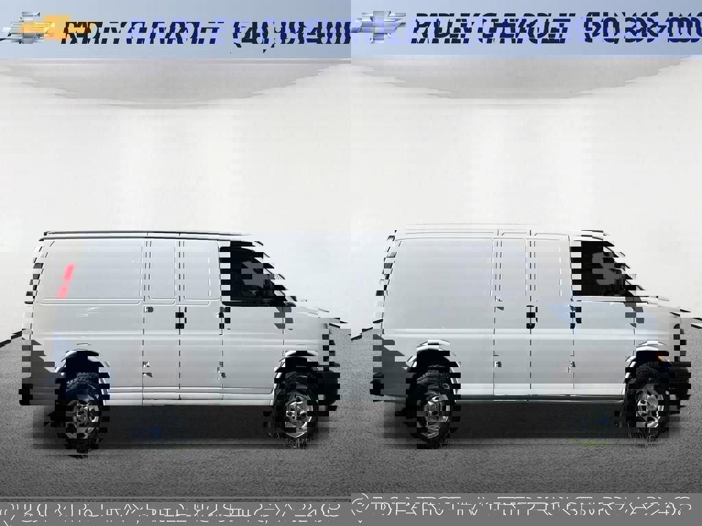 Used 2022 Chevrolet Express 2500 Extended image 16