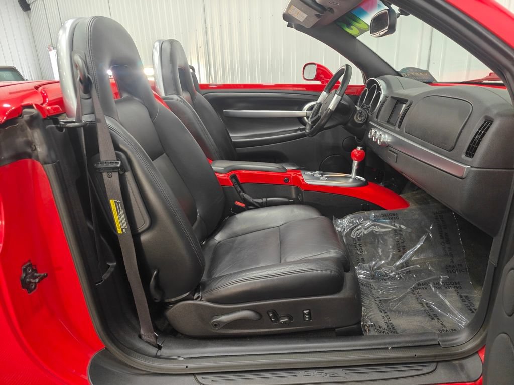 Used 2003 Chevrolet SSR w/ Preferred Equipment Group RWD image 19