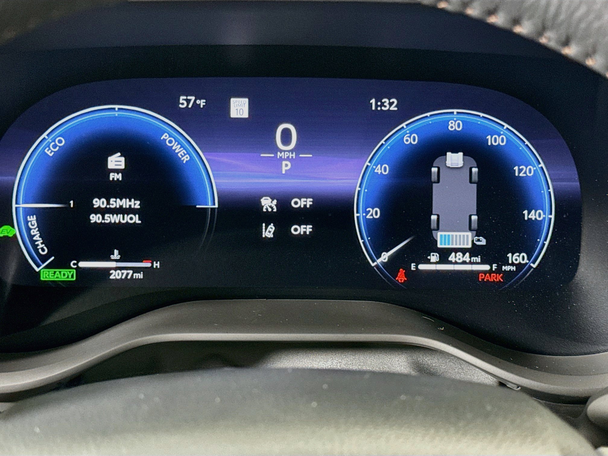 Used 2025 Toyota Sienna Platinum AWD/4WD image 12