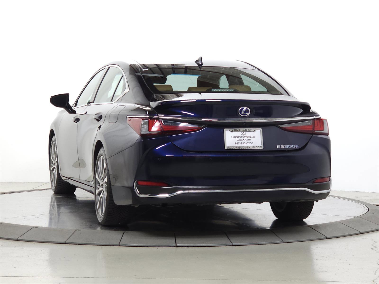 Used 2019 Lexus ES 300h w/ Premium Package FWD image 5