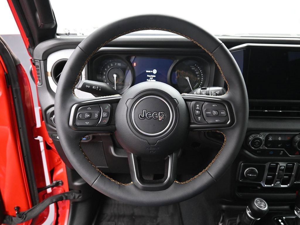 Used 2024 Jeep Wrangler Unlimited w/ Convenience Group image 15