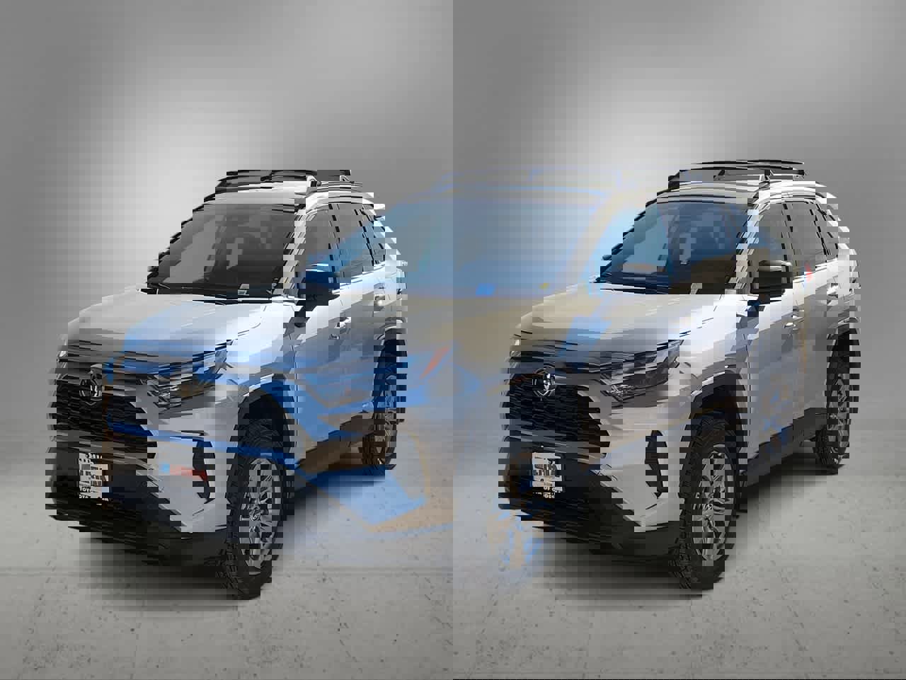 Used 2025 Toyota RAV4 LE image 1