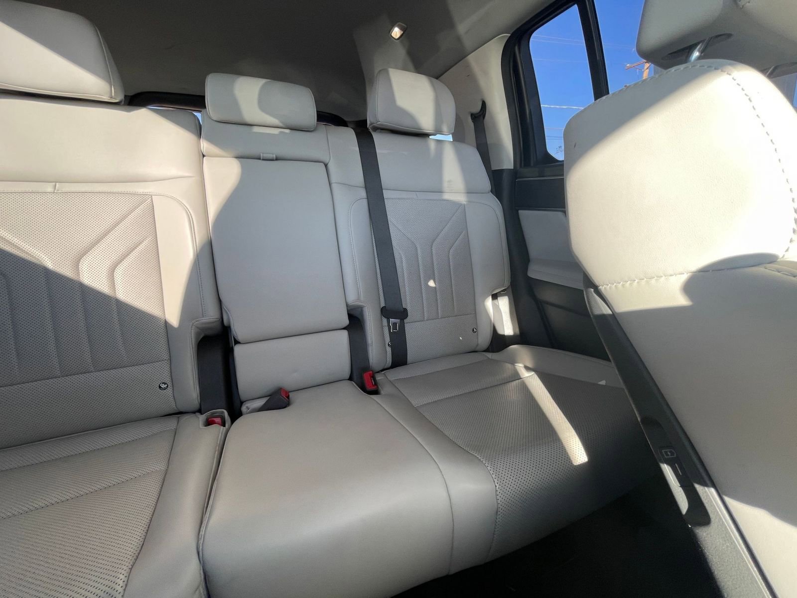 Used 2025 Hyundai Santa Fe SEL FWD image 42