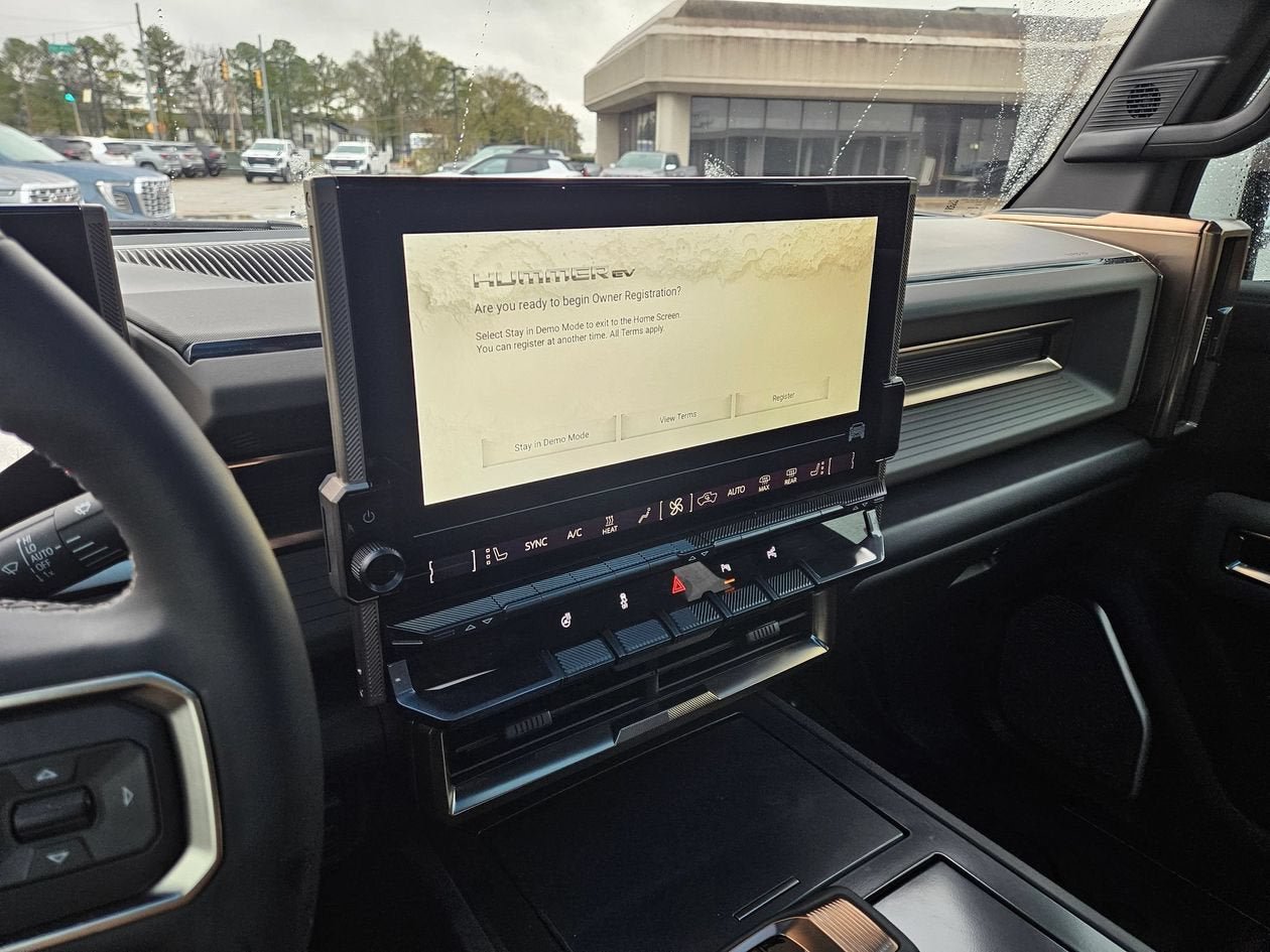 New 2025 GMC Hummer EV 3X AWD/4WD image 18