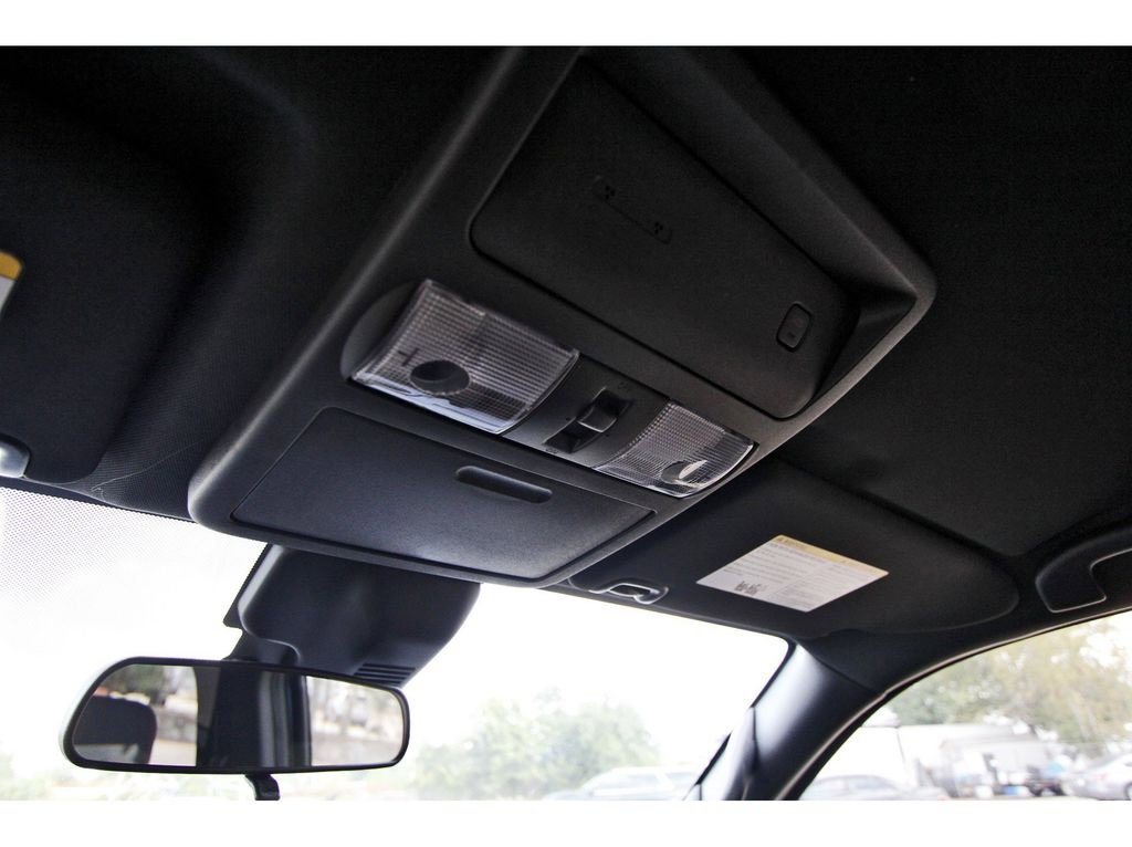 New 2026 Nissan Frontier PRO-4X w/ Pro-4x Convenience Package image 16