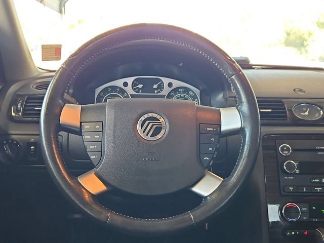 Used 2009 Mercury Sable Premier FWD image 12