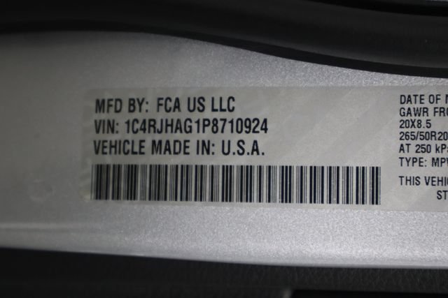 Used 2023 Jeep Grand Cherokee Altitude AWD/4WD image 35