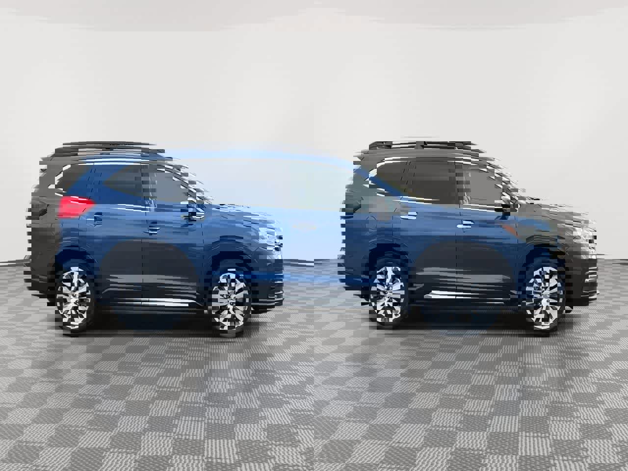 Used 2019 Subaru Ascent Touring w/ Popular Package #3 image 9