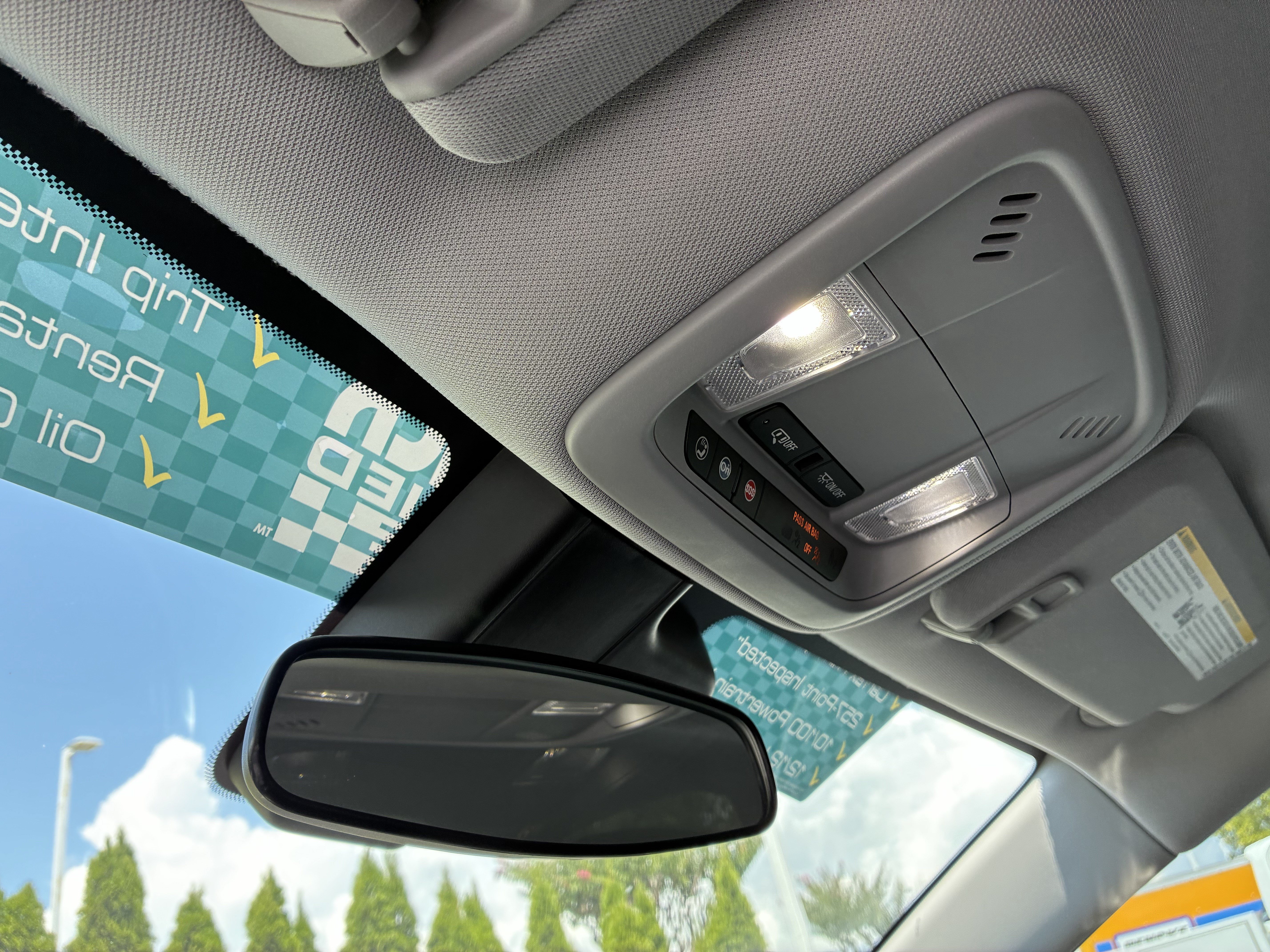 Used 2025 Chevrolet Malibu RS FWD image 35