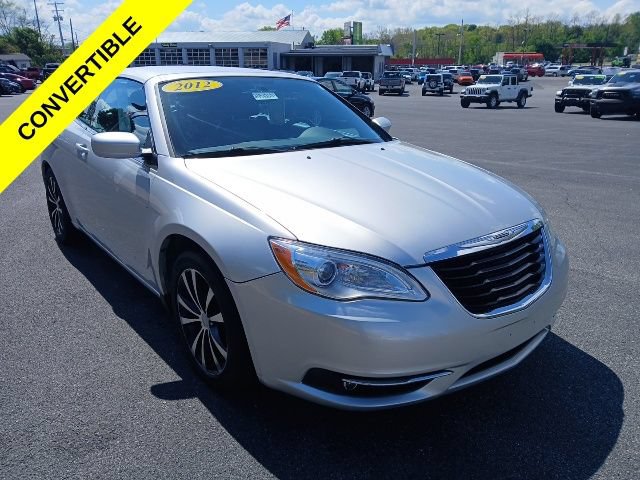 Used 2012 Chrysler 200 S FWD image 7
