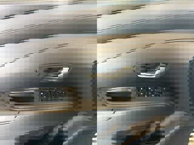 New 2026 Hyundai Tucson SE image 13