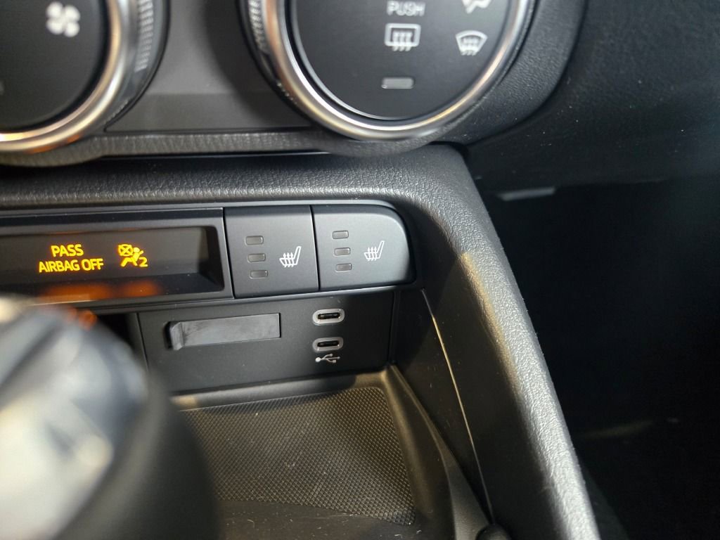 New 2025 MAZDA MX-5 Miata Grand Touring image 18