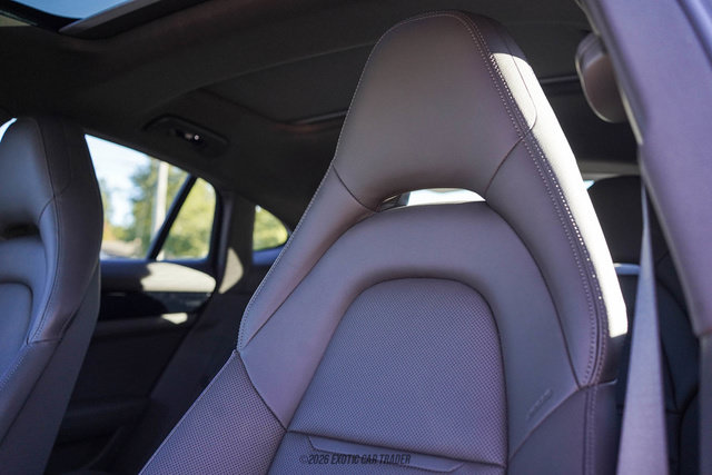 Used 2020 Porsche Panamera RWD image 30