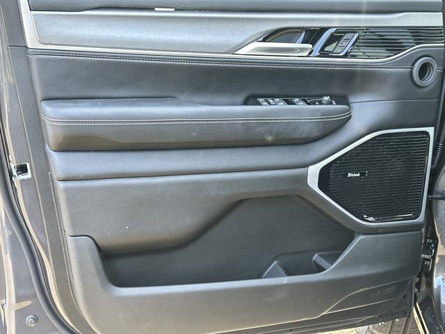 New 2026 Jeep Grand Wagoneer L Limited image 11