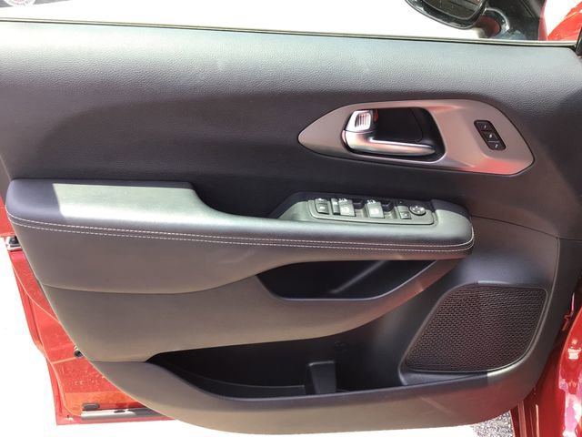 Used 2017 Chrysler Pacifica Touring-L FWD image 24