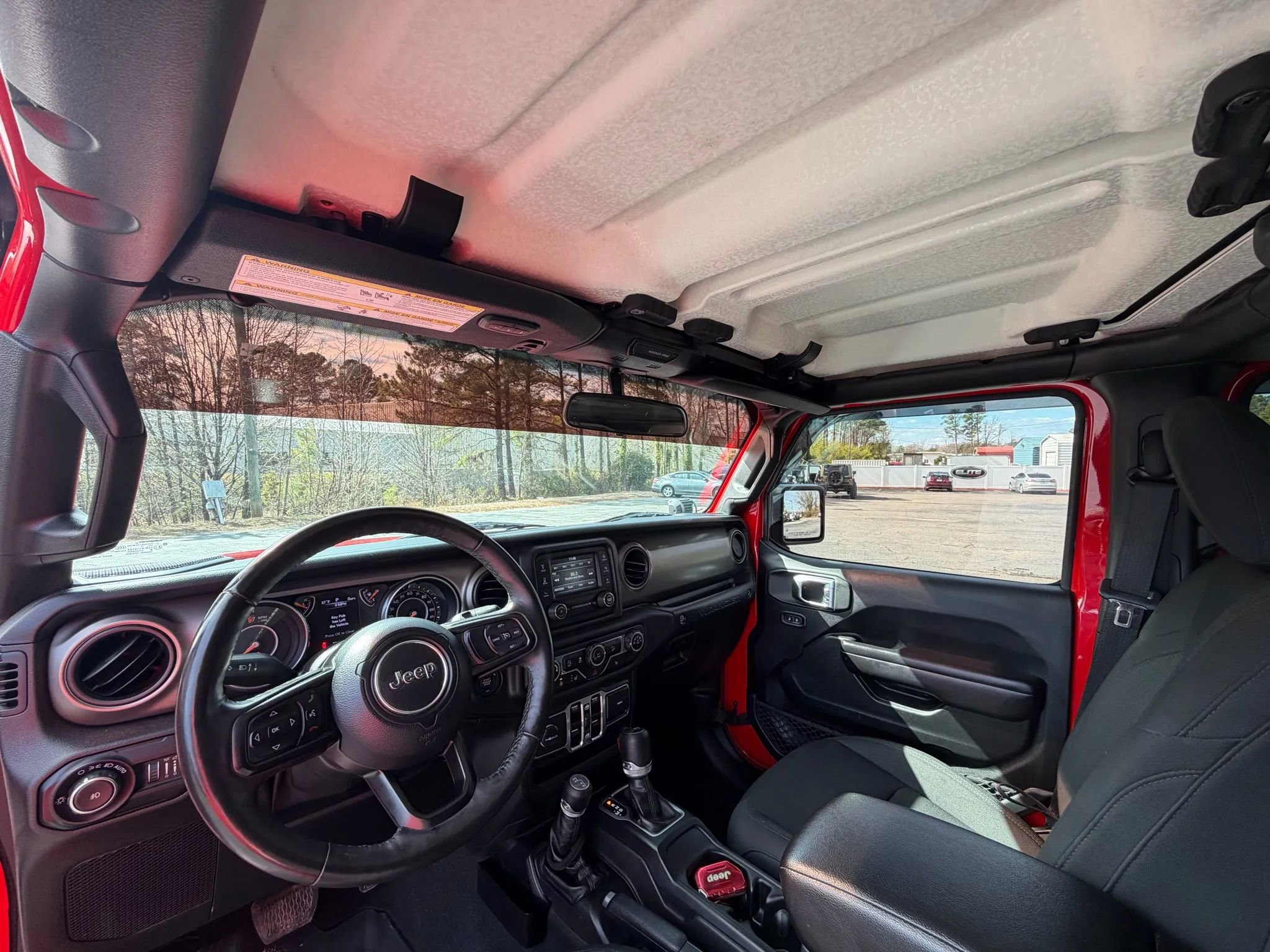 Used 2018 Jeep Wrangler Unlimited Sport S image 29