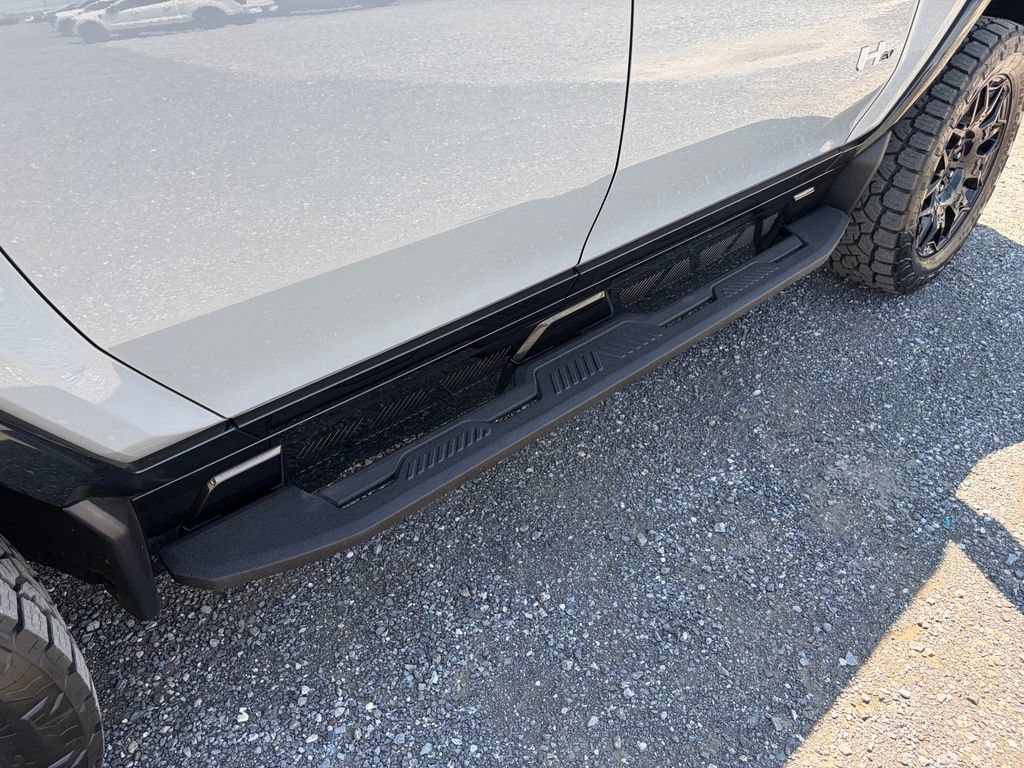 Used 2024 GMC Hummer EV 2X AWD/4WD image 22