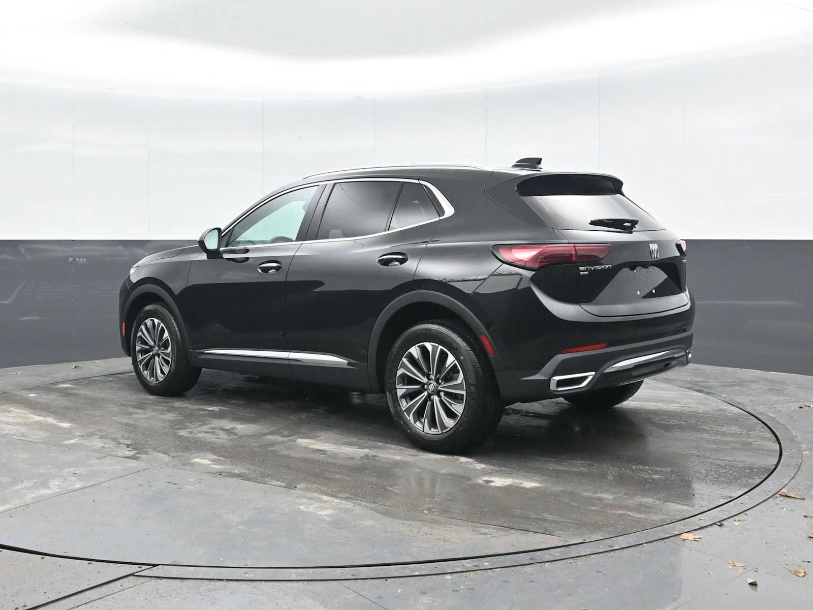 New 2026 Buick Envision Preferred image 2
