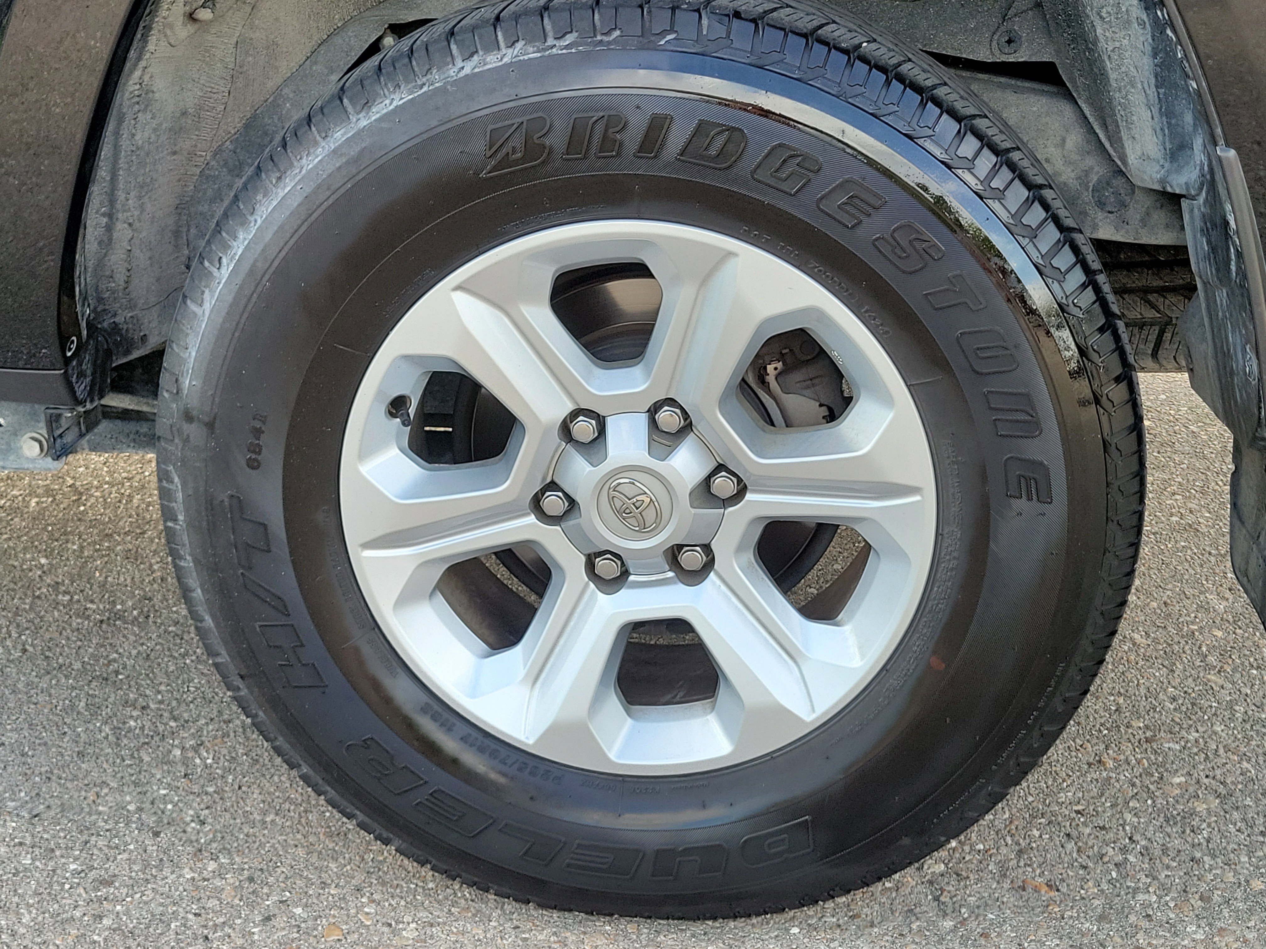 Used 2024 Toyota 4Runner SR5 RWD image 10