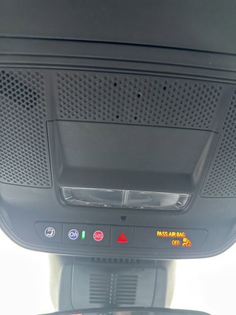 Used 2025 GMC Terrain Elevation image 29