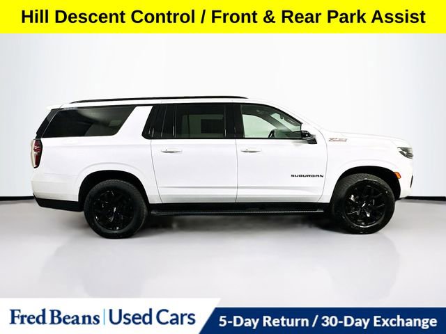 Certified 2022 Chevrolet Suburban Z71 w/ Luxury Package image 10