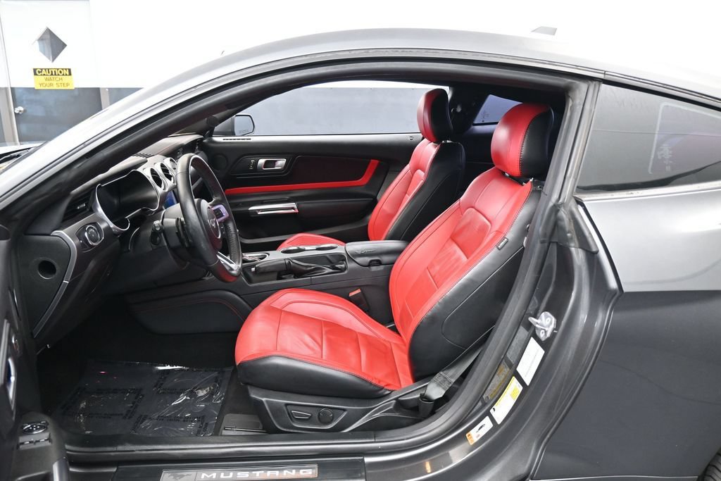 Used 2020 Ford Mustang GT Premium w/ Equipment Group 401A RWD image 11