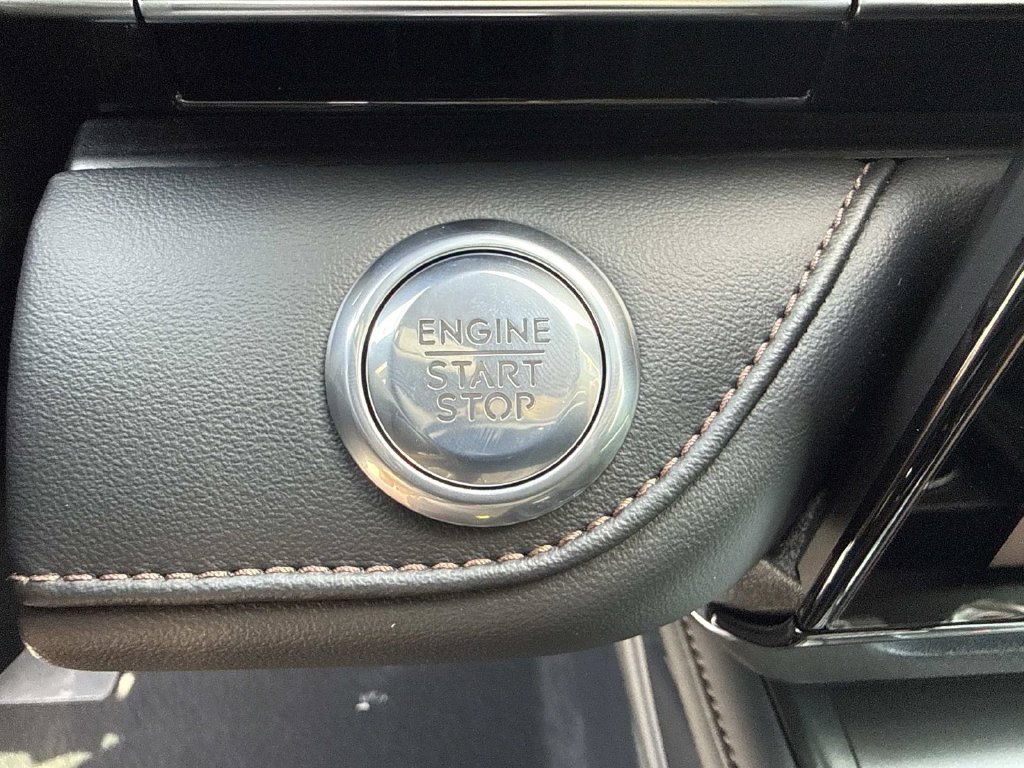 New 2026 Lincoln Nautilus Reserve AWD/4WD image 28