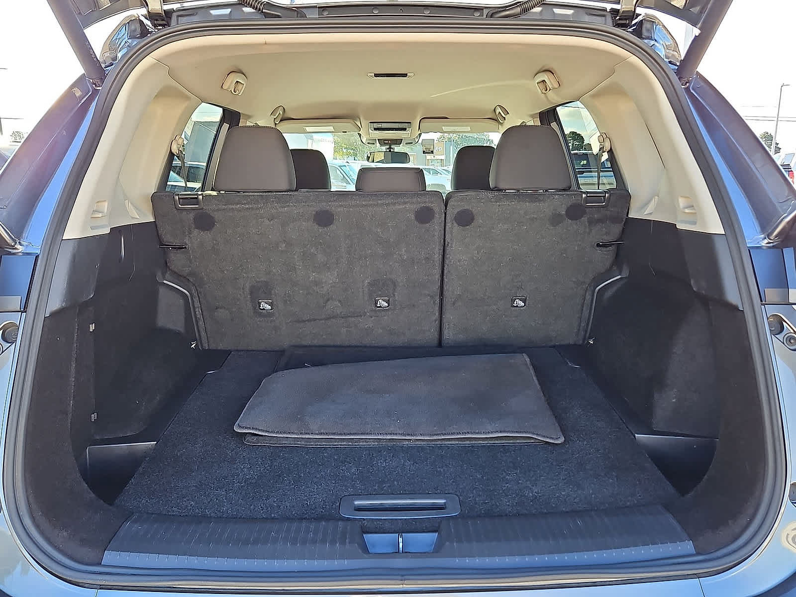 Used 2025 Nissan Rogue SV AWD/4WD image 30