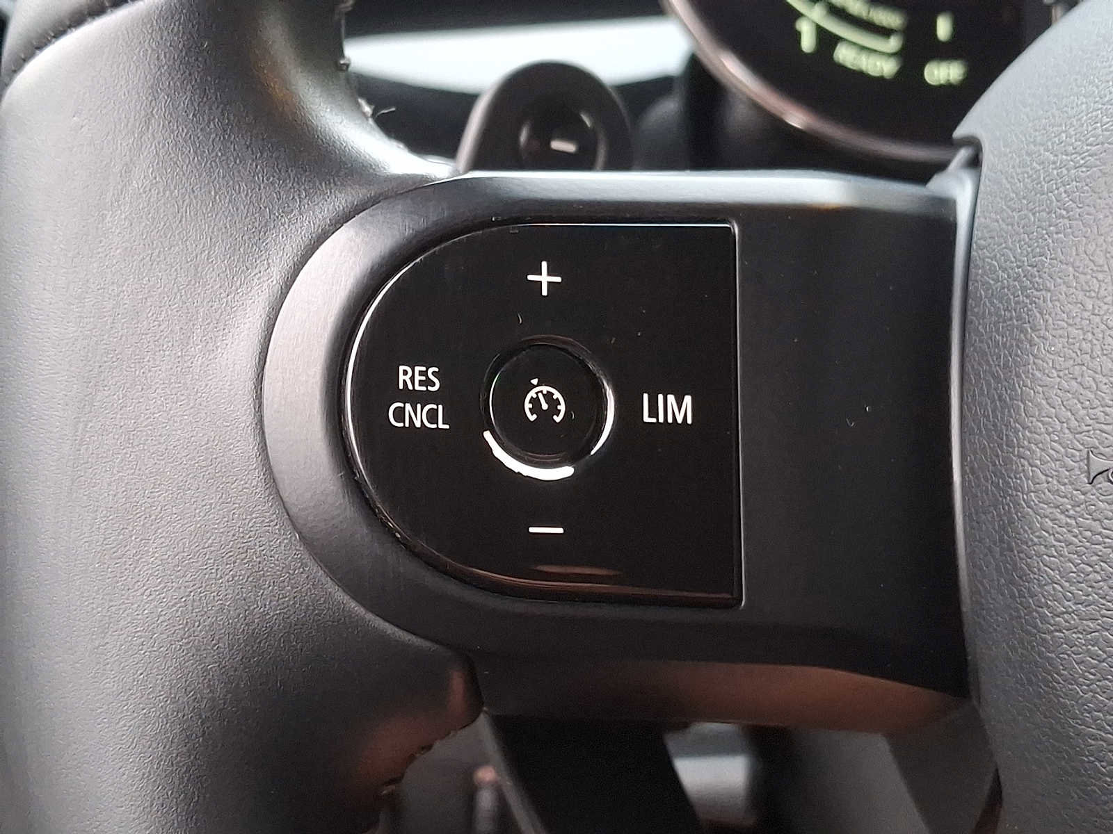 Used 2024 MINI Cooper S image 17