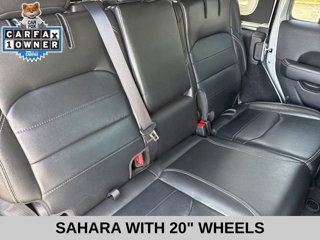 Used 2023 Jeep Wrangler Unlimited Sahara w/ Cold Weather Group AWD/4WD image 24