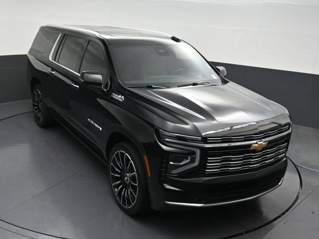 Used 2026 Chevrolet Suburban High Country AWD/4WD image 23