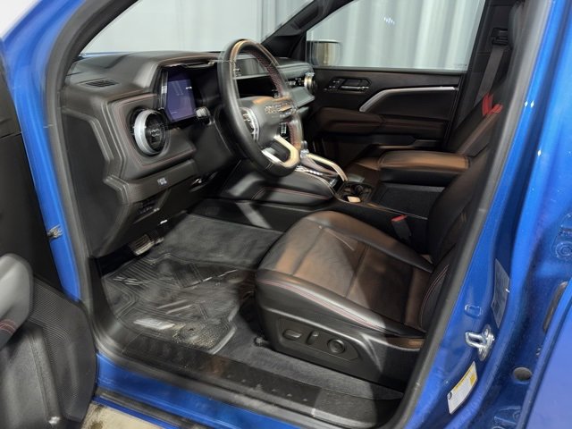 Used 2023 Chevrolet Colorado Z71 w/ Z71 Convenience Package 2 image 13