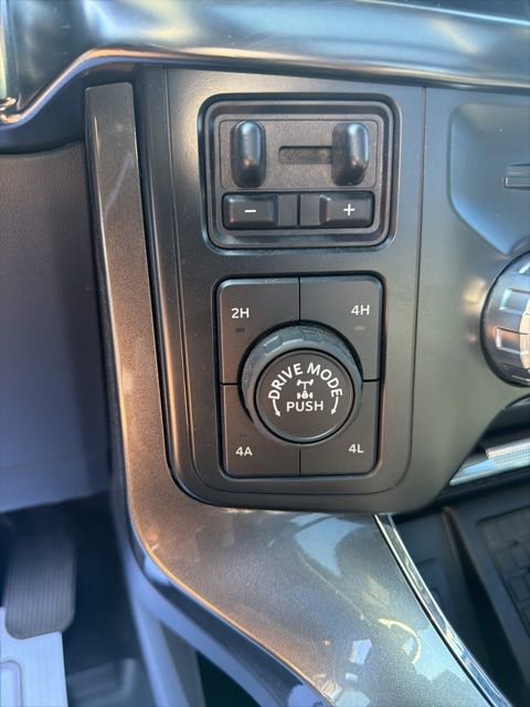 Used 2023 Ford F150 Lariat w/ Equipment Group 502A High image 19