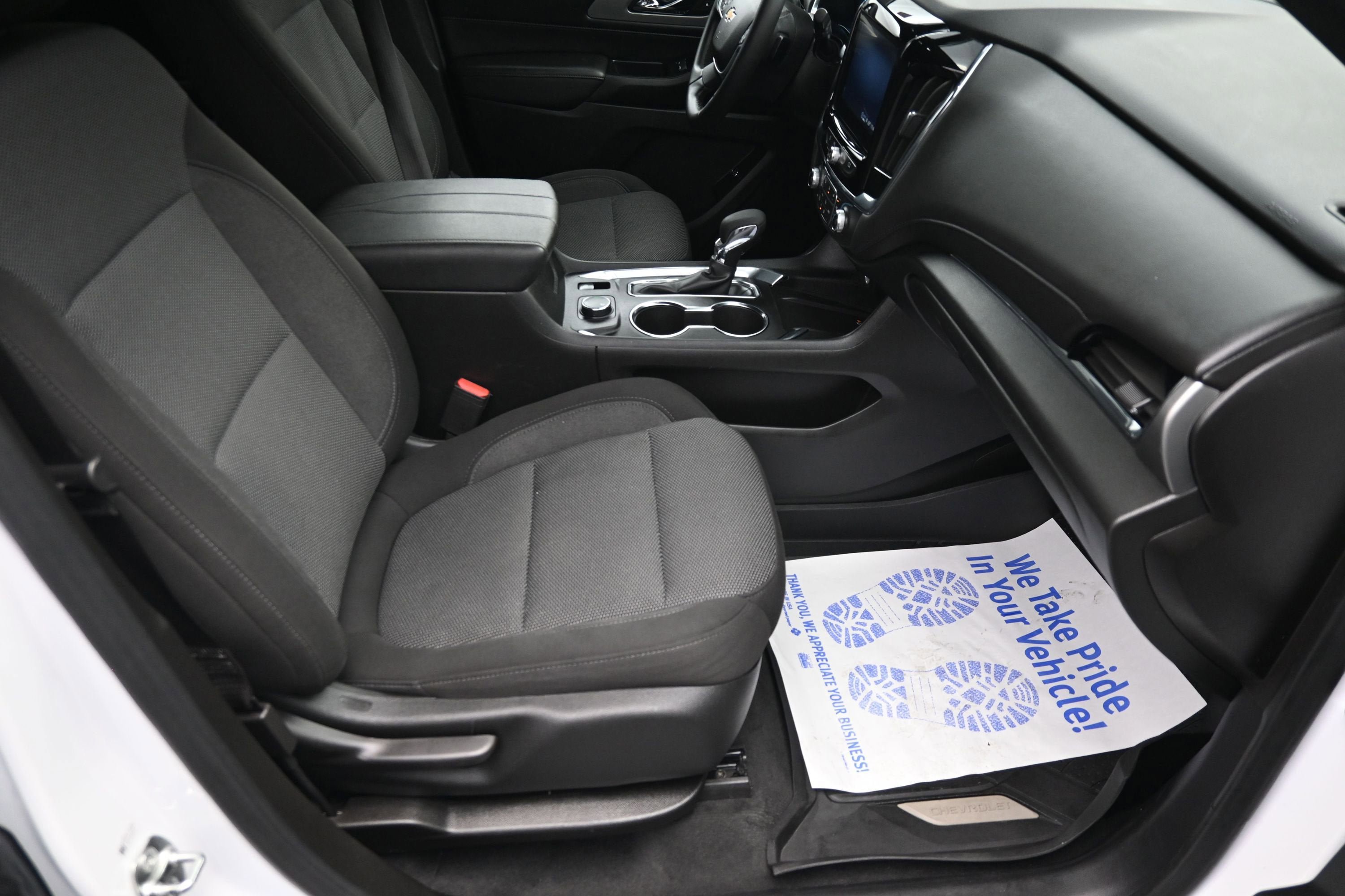 Used 2023 Chevrolet Traverse LT AWD/4WD image 32