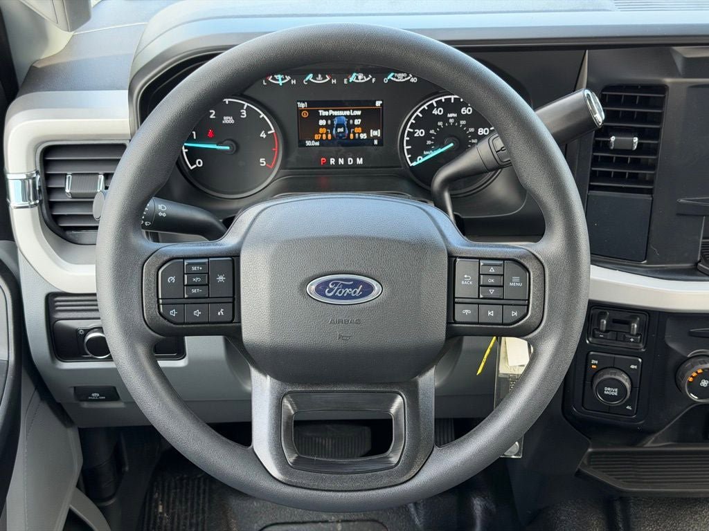 New 2026 Ford F550 4x4 Crew Cab image 20