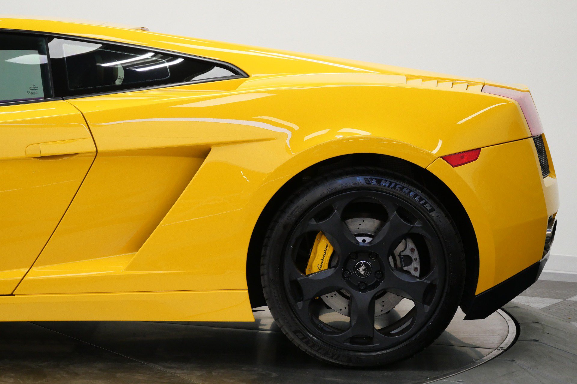 Used 2004 Lamborghini Gallardo AWD/4WD image 39