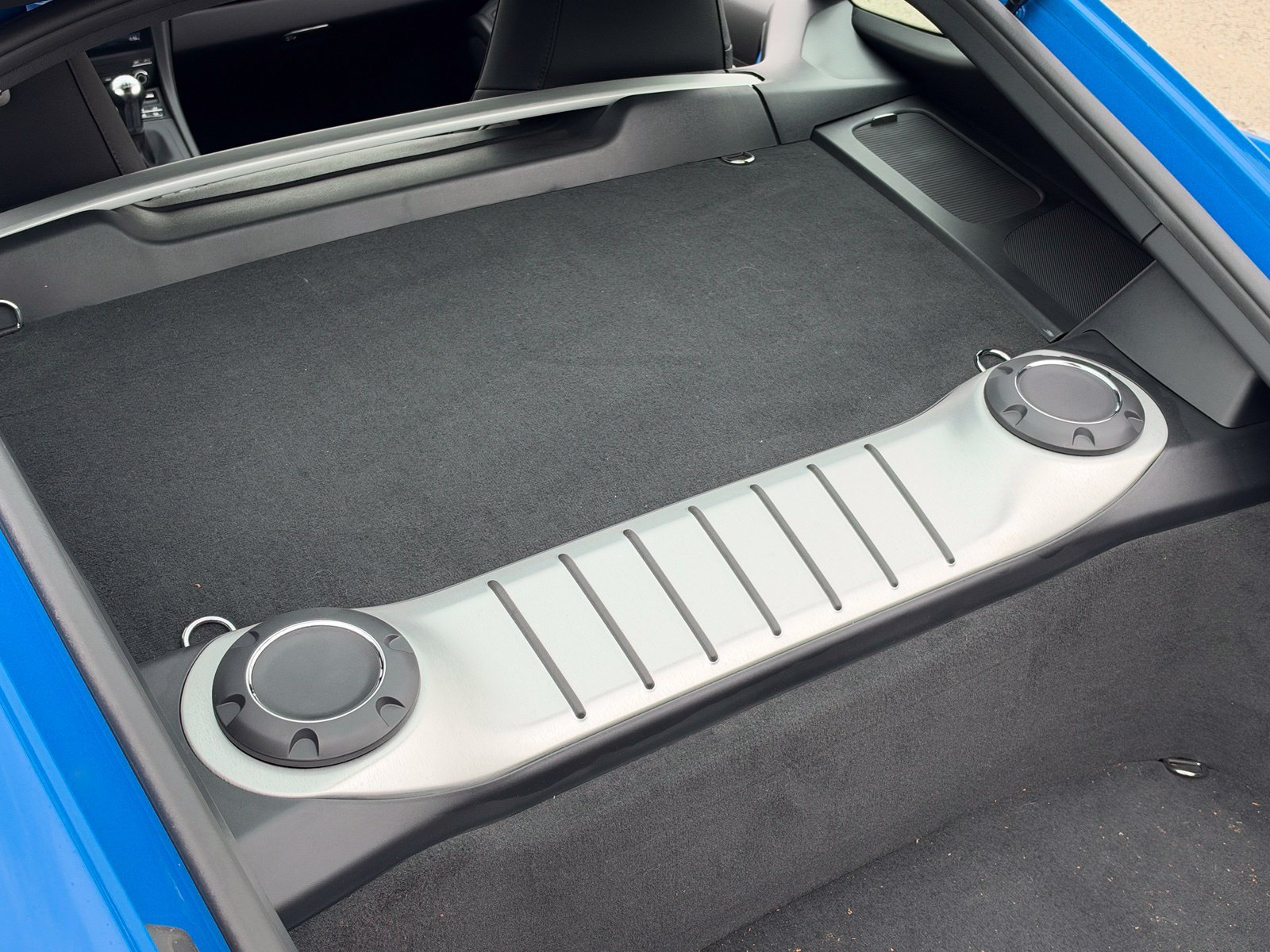 Certified 2025 Porsche 718 Cayman RWD image 33