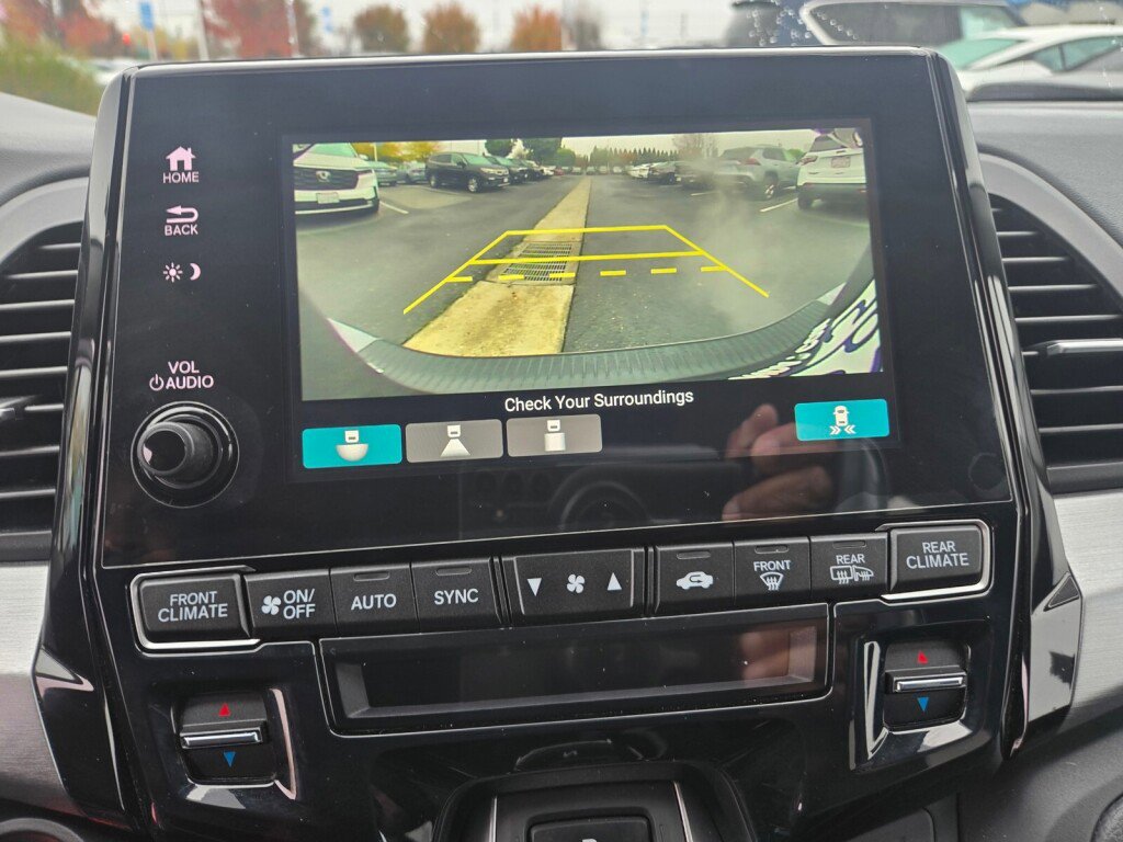 Certified 2024 Honda Odyssey EX-L image 13