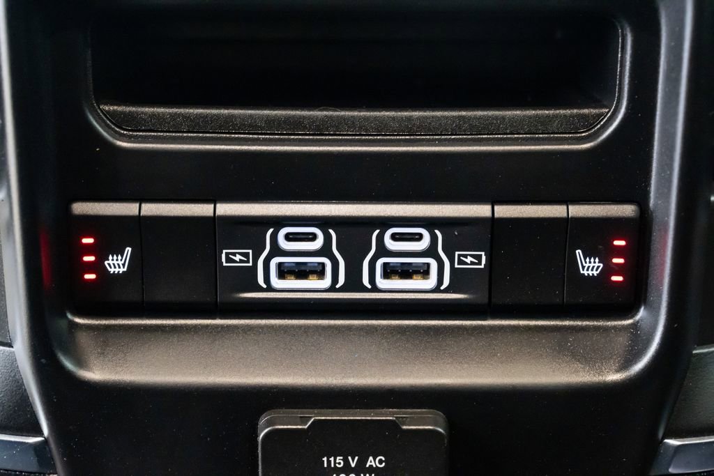 Used 2025 RAM 1500 Laramie image 9