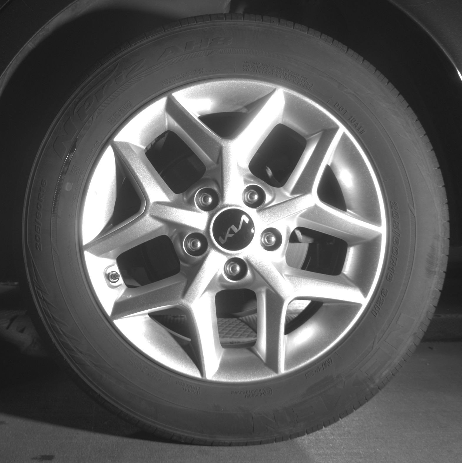 Used 2025 Kia Soul LX w/ LX Technology Package FWD image 14
