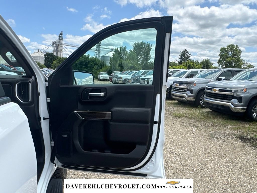 Used 2020 Chevrolet Silverado 1500 LT Trail Boss AWD/4WD image 34