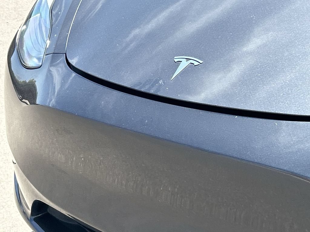 Used 2025 Tesla Model Y Long Range AWD/4WD image 31
