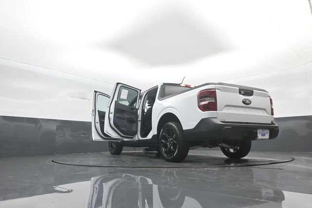New 2026 Ford Maverick Lariat w/ Black Appearance Package image 40