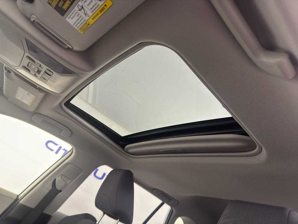 Used 2020 Toyota RAV4 XLE w/ Convenience Package image 30