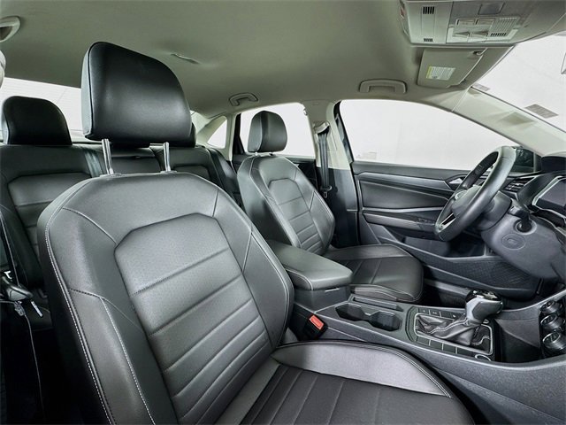 Used 2024 Volkswagen Jetta SE image 26