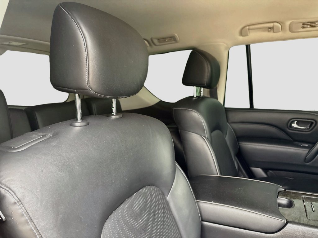 Used 2022 INFINITI QX80 Luxe w/ Cargo Package AWD/4WD image 29