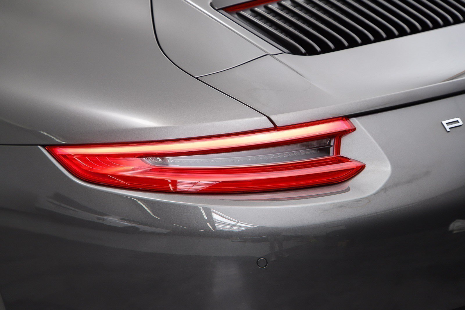 Used 2019 Porsche 911 Carrera image 11