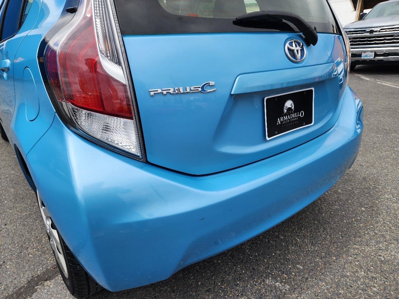 Used 2015 Toyota Prius C Two FWD image 35