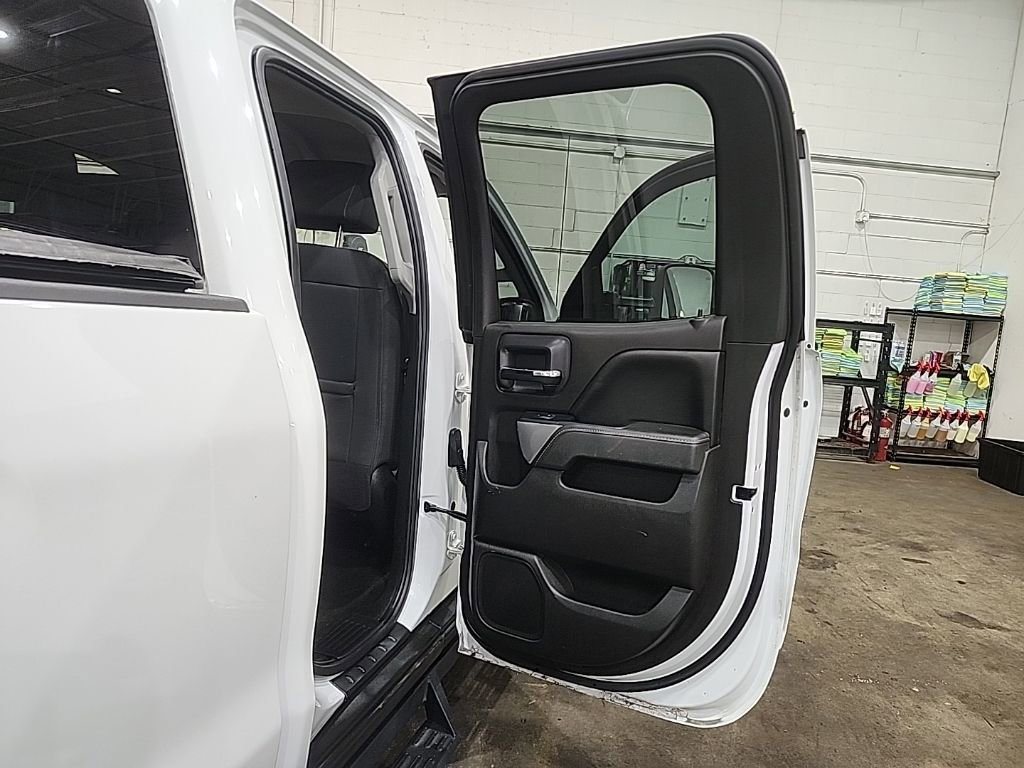 Used 2016 Chevrolet Silverado 1500 LT w/ All Star Edition AWD/4WD image 28